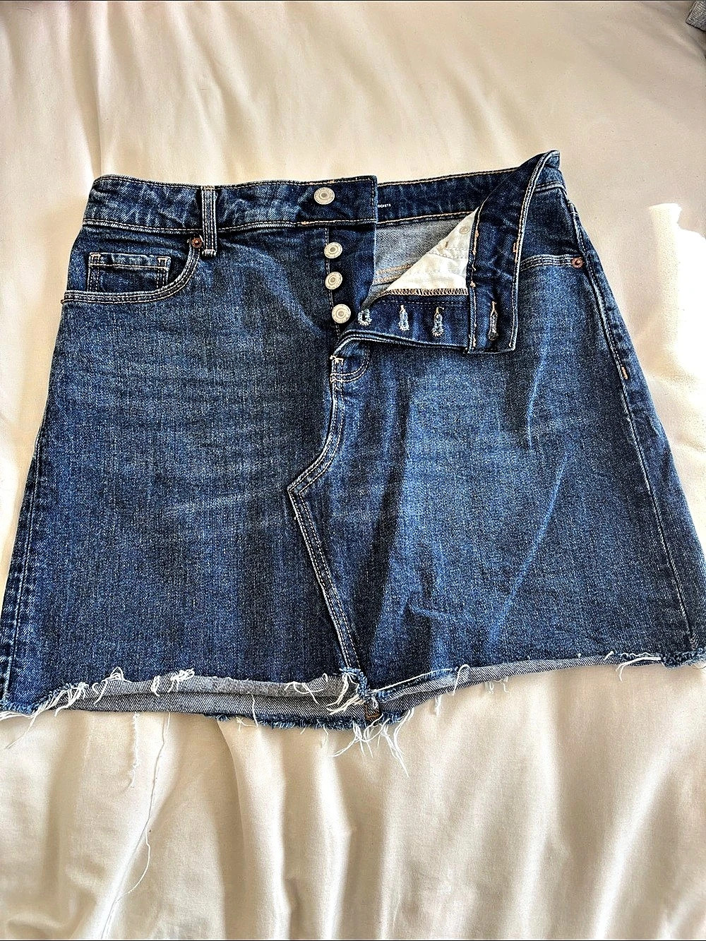 Old Navy High-Rise Secret-Smooth Pockets Denim Mini Skirt Denim Mini Skirt